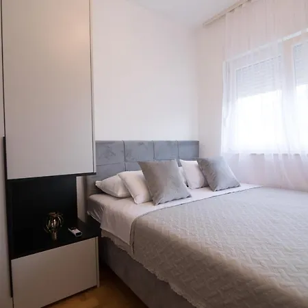 Apartment July *