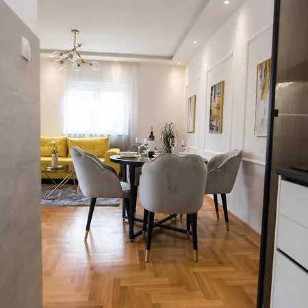 July Apartment *